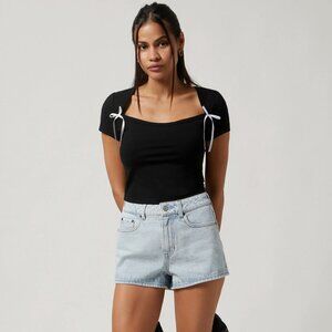 Pac Sun Denim Mom Short NWT size 25